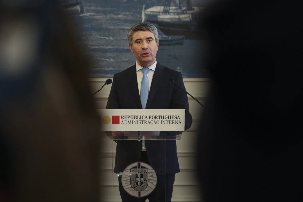 Imagem de contexto do artigo Carneiro fala de "atos de indisciplina e insubordinação" e faz participação do presidente do SINAPOL