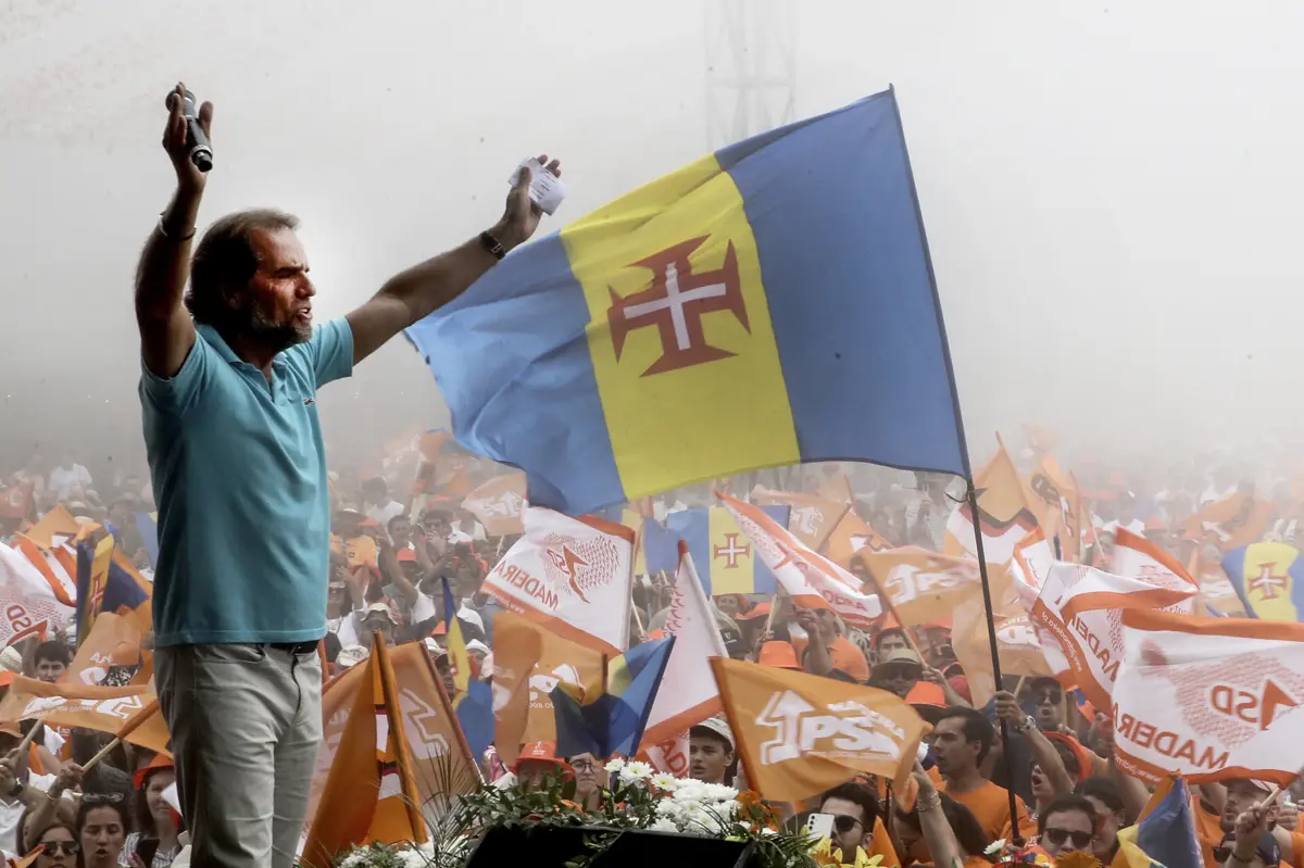 Miguel Albuquerque considera que, atualmente, a Constituição só traz obstáculos à Madeira