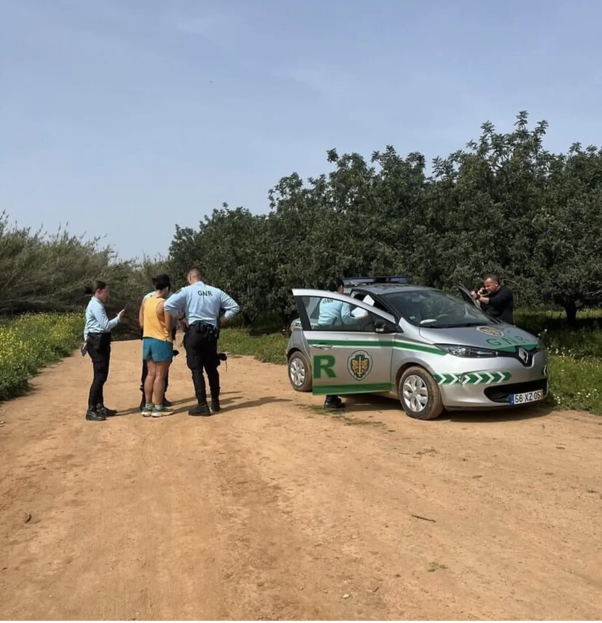 GNR deslocou-se ao local e ainda realizou buscas, com o auxílio de um cão pisteiro