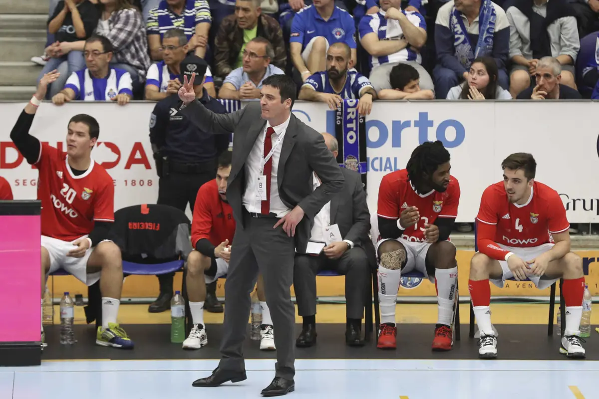 Técnico espanhol esteve nas águias entre 2014 e 2017