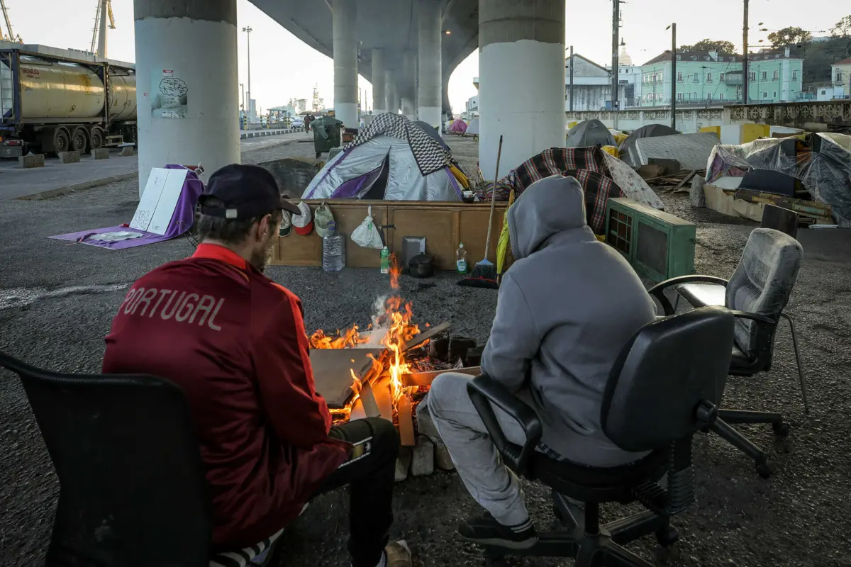 Pedidos de apoio de sem-abrigo aumentaram 27,8%