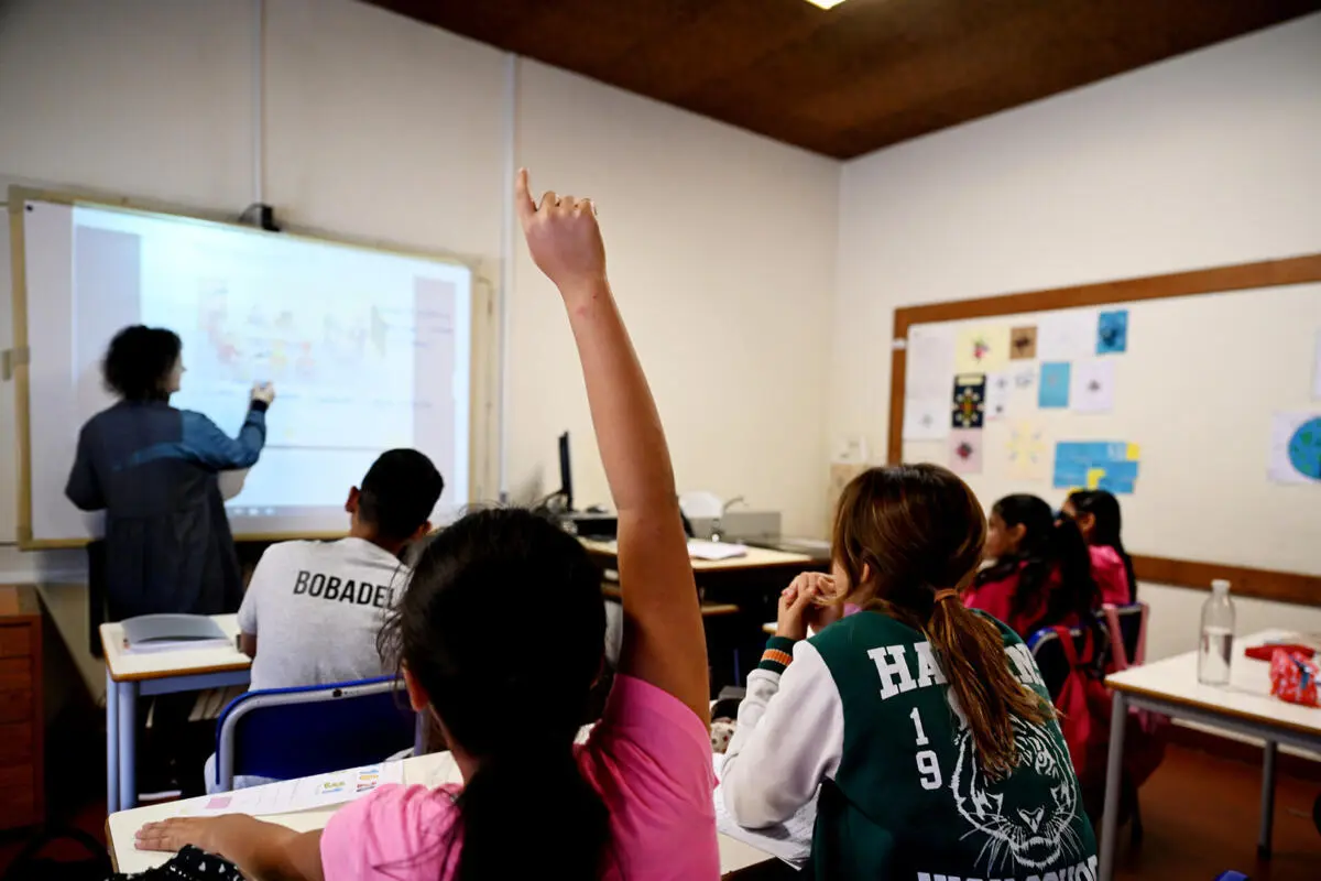 Carreira de professor é considerada pouco atrativa
