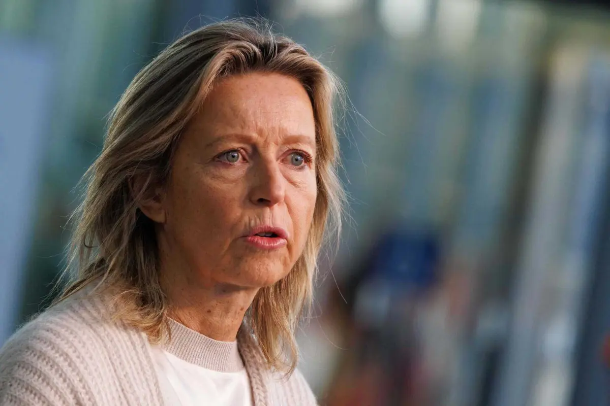A ministra da Defesa neerlandesa em exercício, Kajsa Ollongren