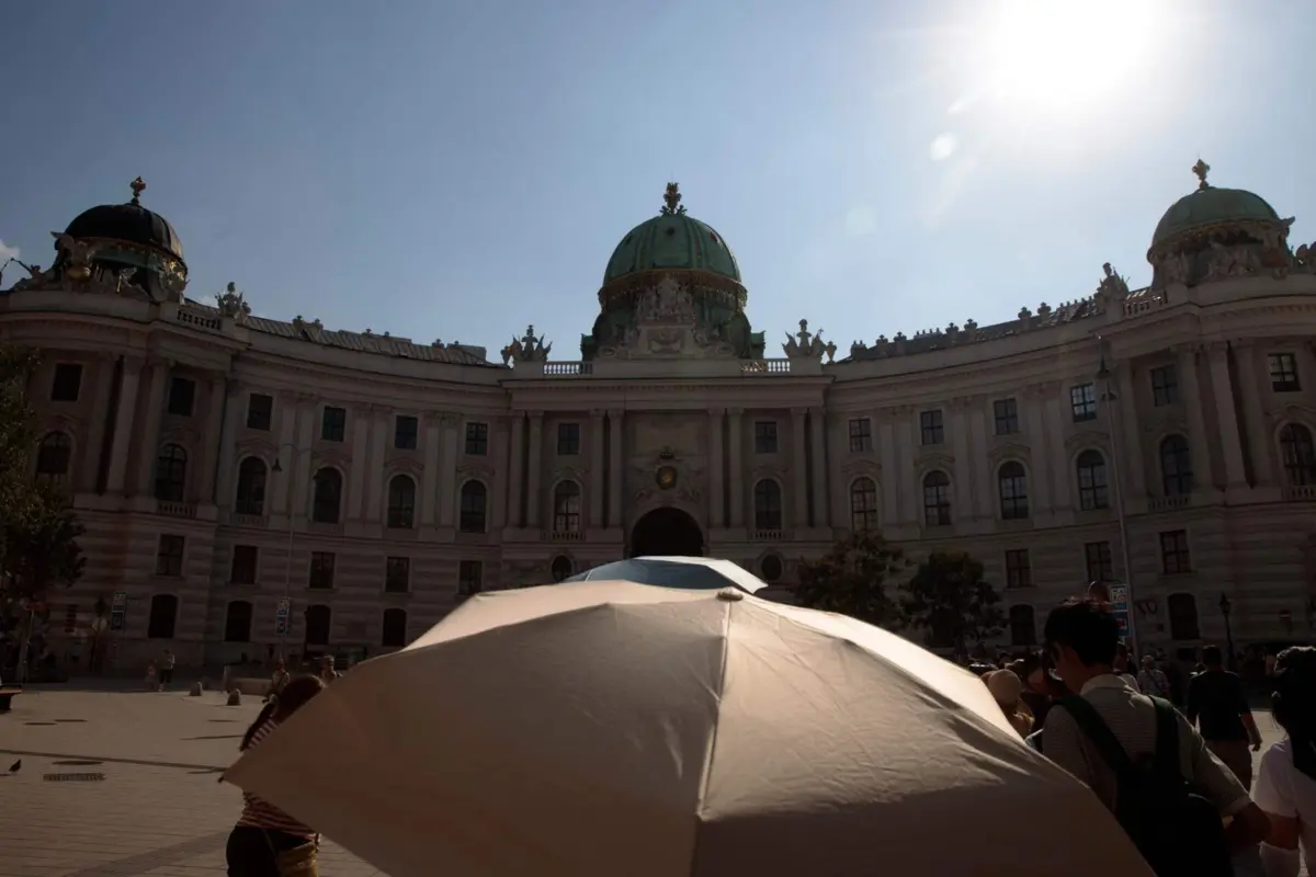 "O mundo não está a caminho de cumprir os objetivos climáticos acordados internacionalmente", diz AIE