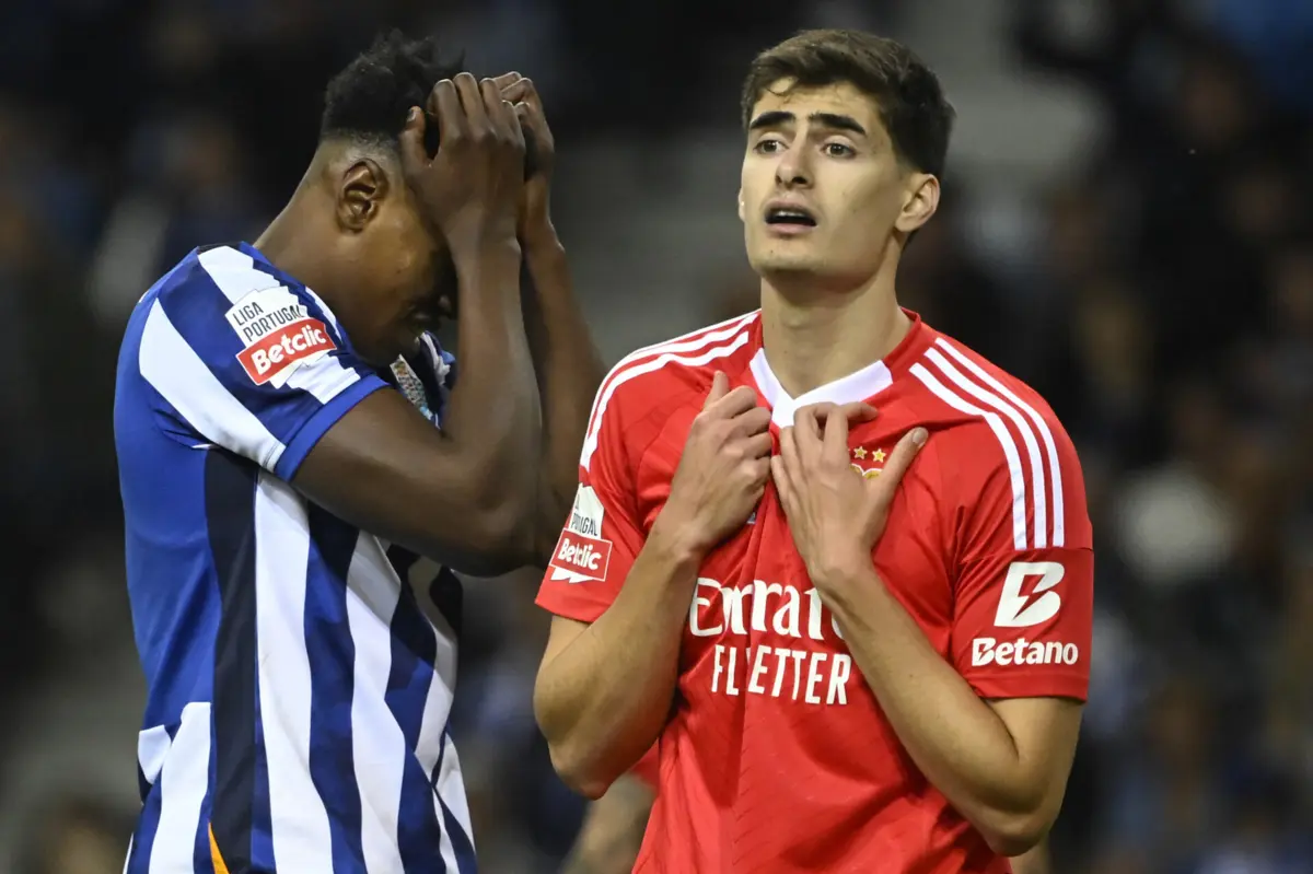 António Silva, jogador do Benfica