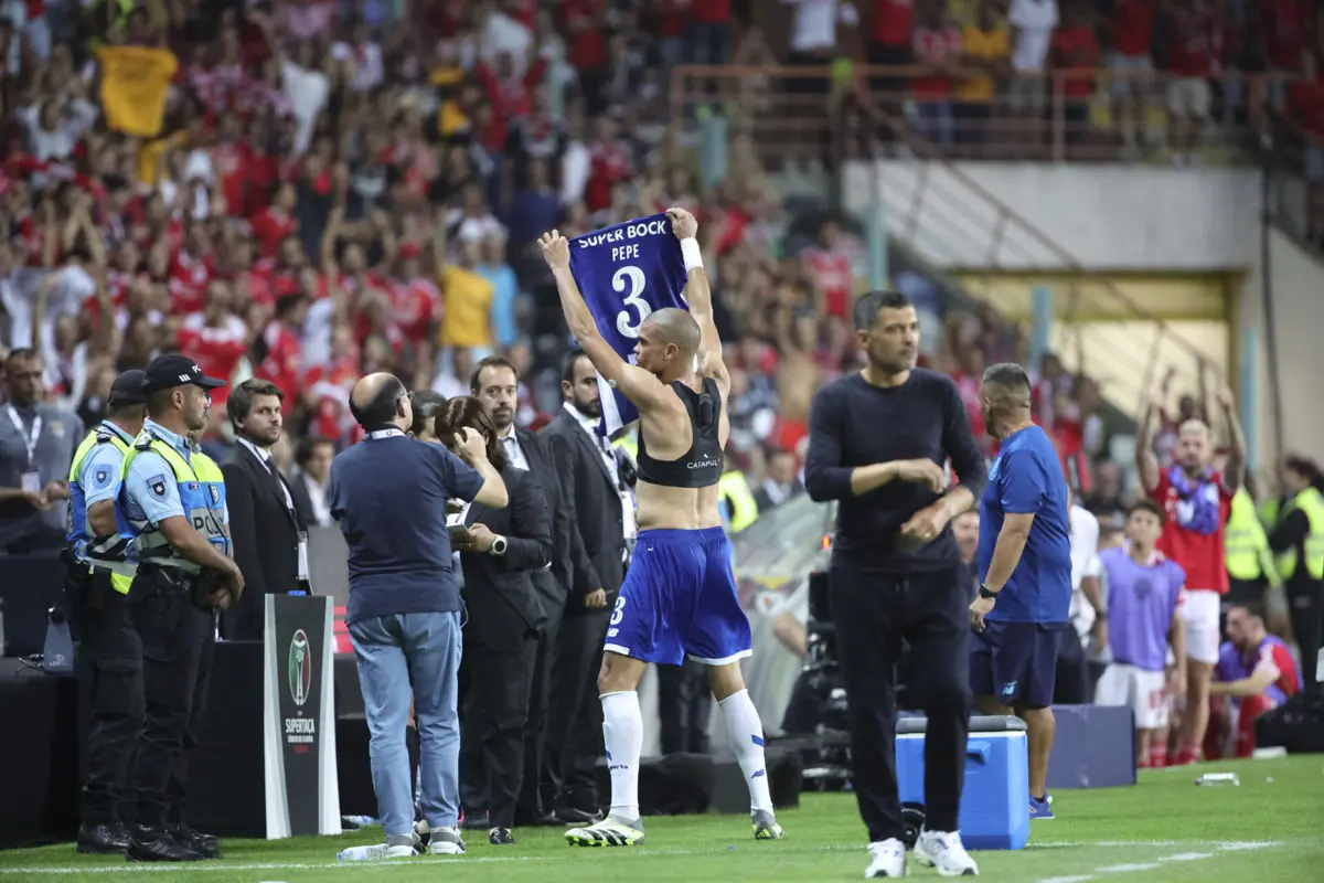 Insultos a Pepe valeram multa ao Benfica