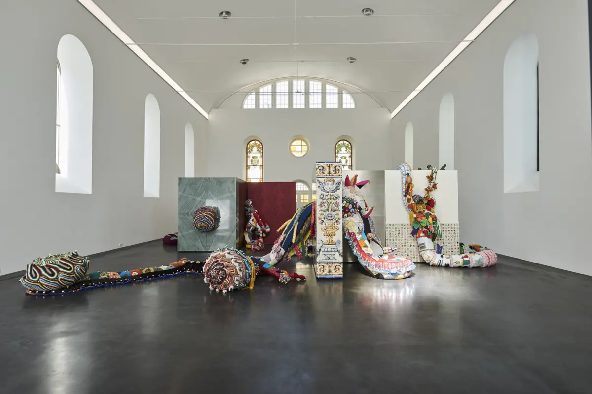 Obras como a "Árvore da Vida", "Jardim do Éden" e "Valkyrie Mumbet" vão poder ser vistas nesta mostra