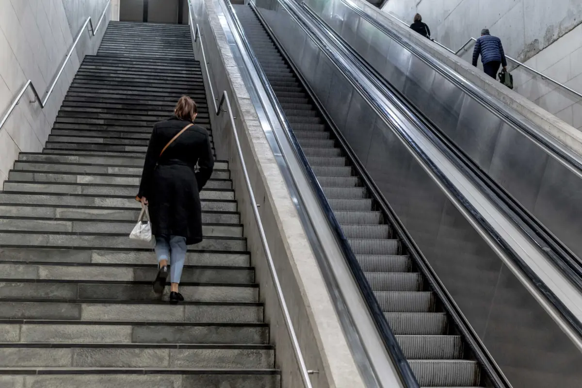 Imagem de contexto do artigo Normalizada circulação na linha Azul do metro de Lisboa após avaria na sinalização