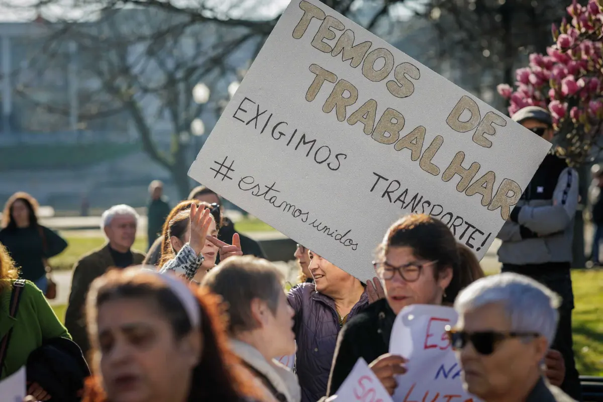 Ao protesto, no Parque José Guilherme em Paredes, juntou-se Marisa Matias, eurodeputada do Bloco de Esquerda, que defendeu a criação de uma empresa para gerir o processo