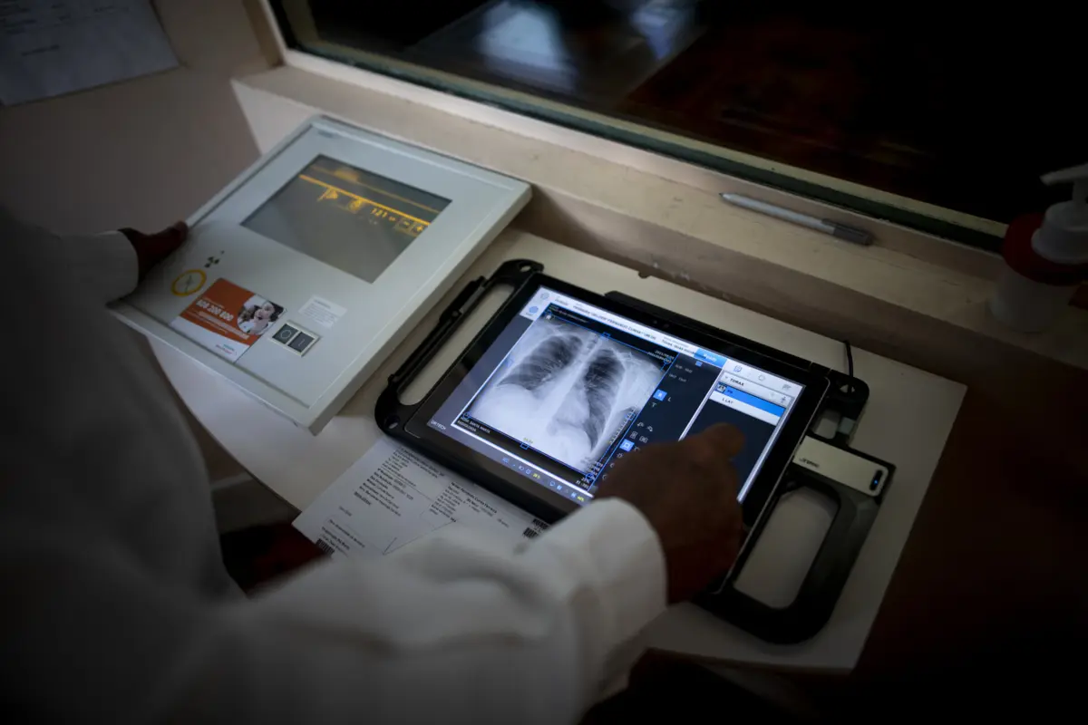 Imagem de contexto do artigo Empresas de radiologia apanhadas em cartel para ganhar concursos públicos