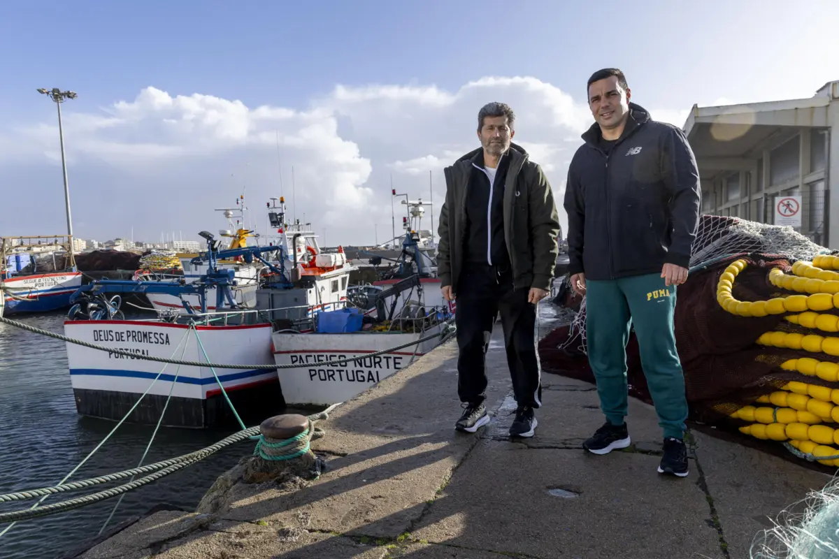 Fábio Craveiro e Augusto Marques, armadores impedidos de ir ao mar, pedem celeridade na atribuição das ajudas
( Carlos Carneiro )