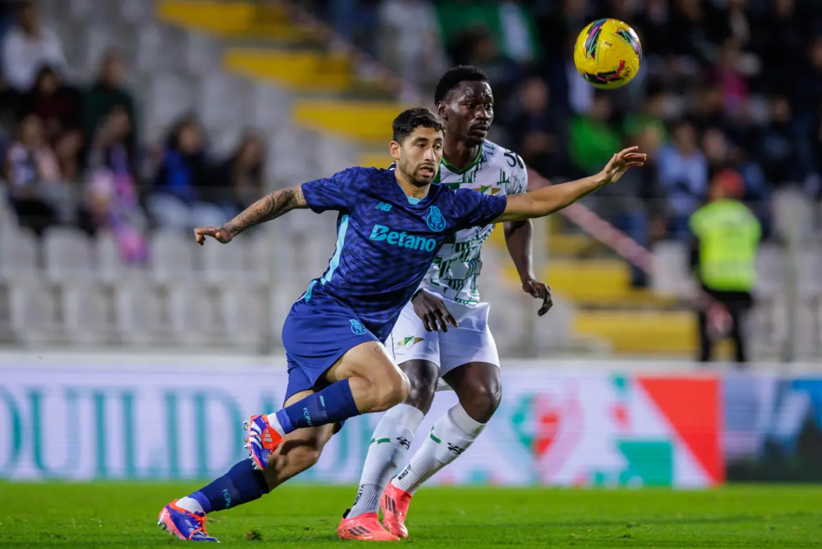 Alan Varela foi suplente no último jogo dos dragões