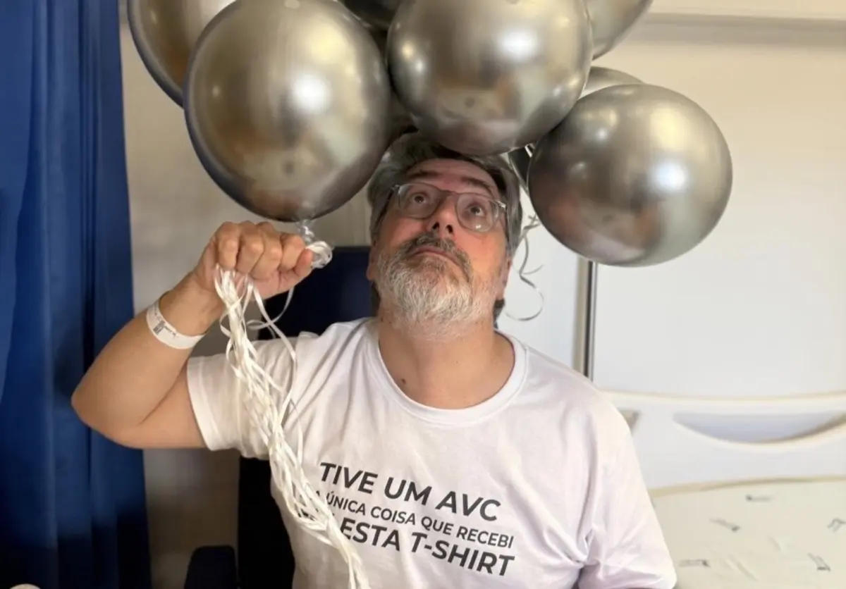 No hospital, Nuno Markl tem sido mimado das mais diversas formas
