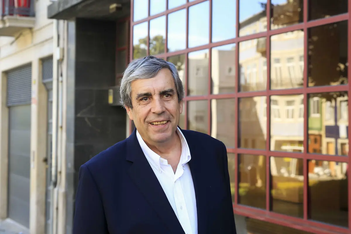 Roque da Cunha deixa a liderança do SIM