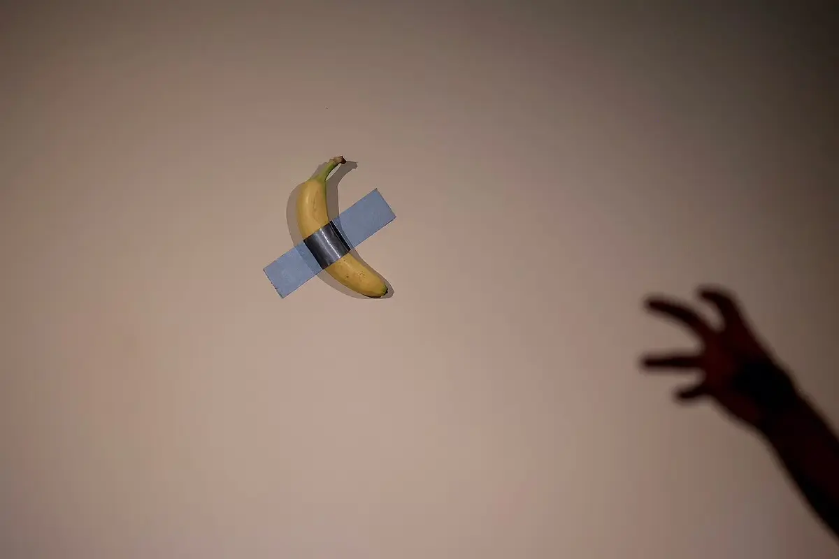 Banana foi rapidamente reposta na exposição de Serralves