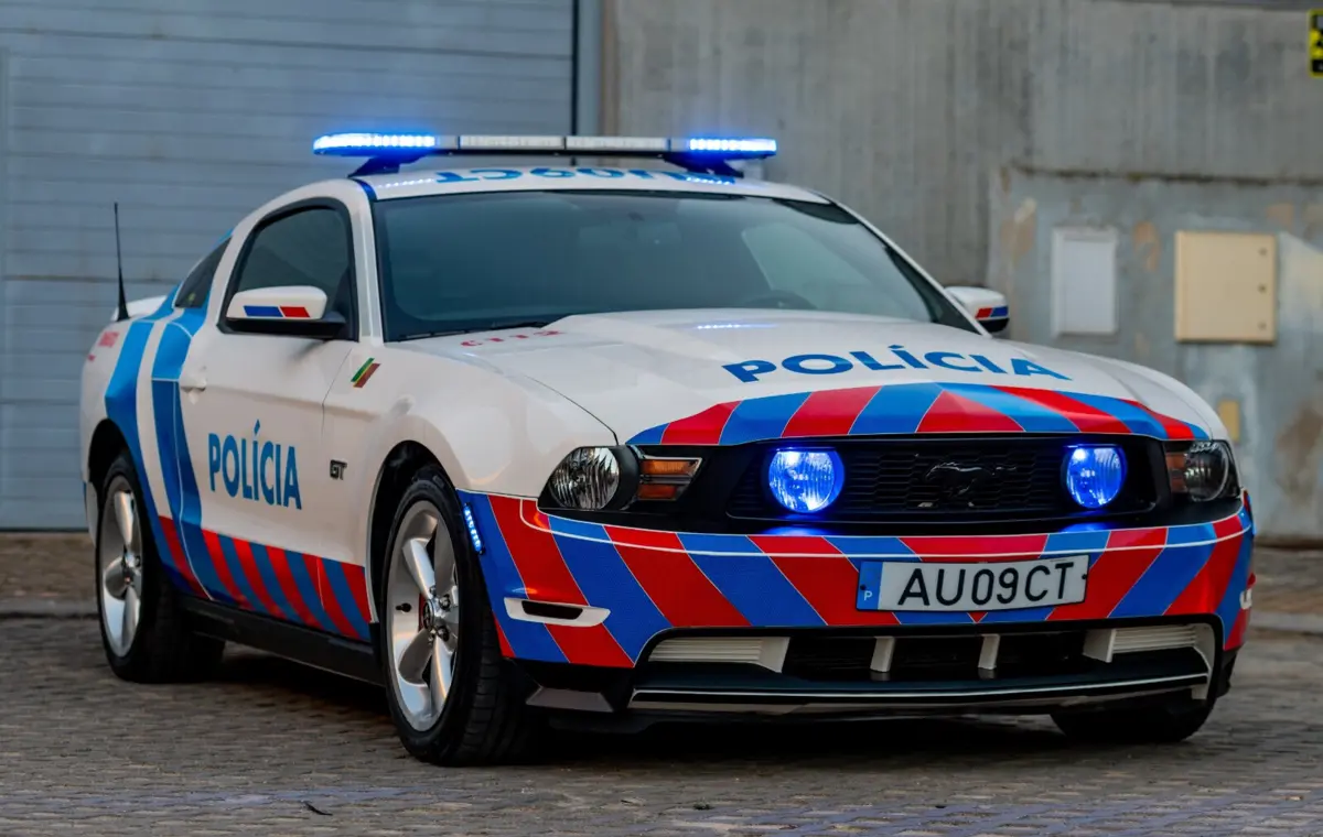 Ford Mustang GT é a nova viatura da PSP