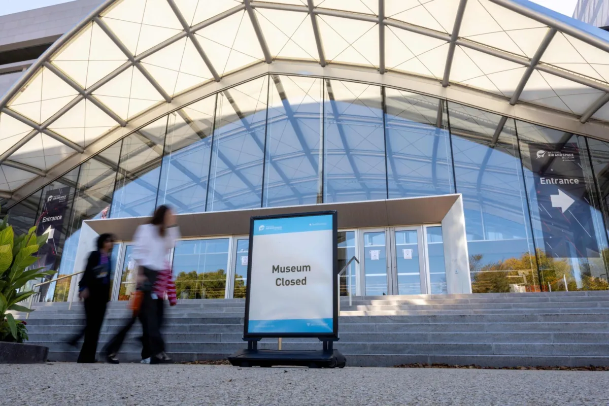 O encerramento de agências e escritórios federais terá um impacto significativo na economia do país