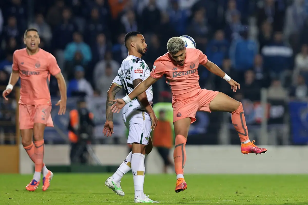 Guilherme Schettine e William Gomes, dois brasileiros a atuar em Portugal