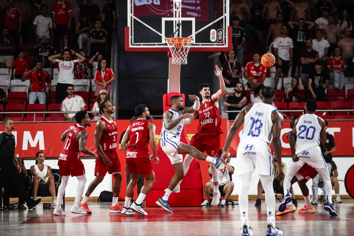 Carvacho esteve em destaque