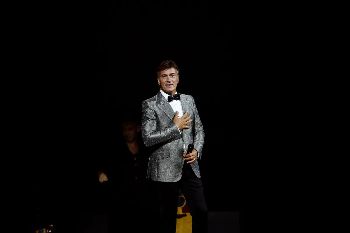 Os quatro episódios de "Tony" ficam disponíveis na Prime Video logo no dia 7 de dezembro e serão exibidos semanalmente na TVI a partir do mesmo dia