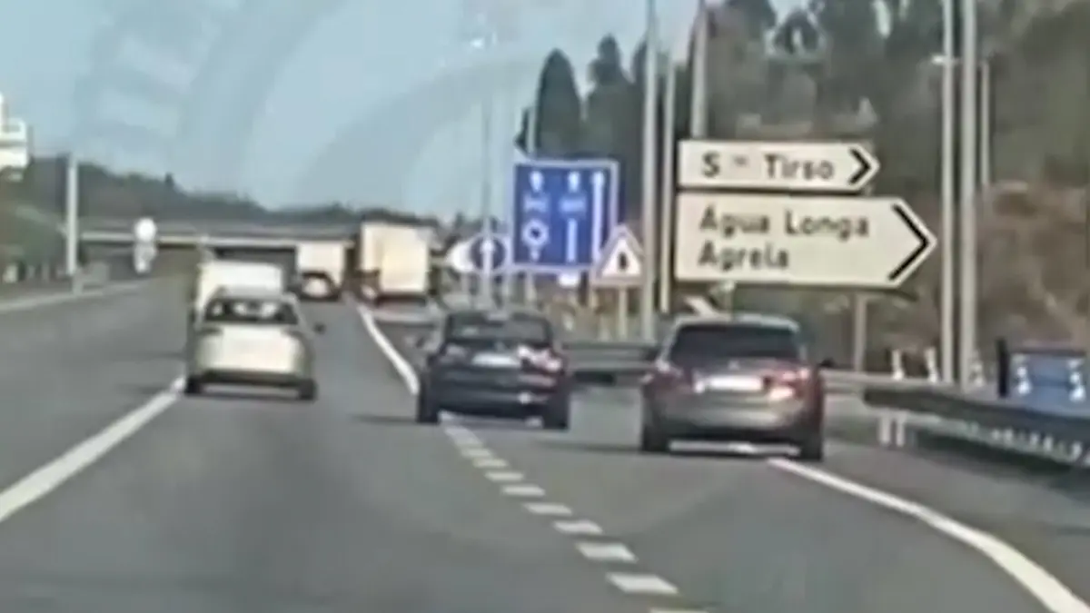 Condutor foi filmado a desrespeitar regras de trânsito