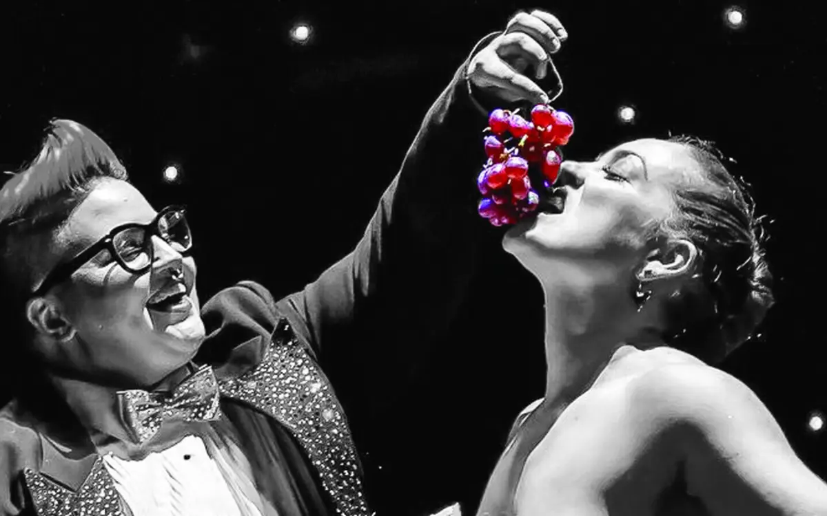 "The slutcracker” é uma versão de John Waters, só para adultos, de "O quebra-nozes".