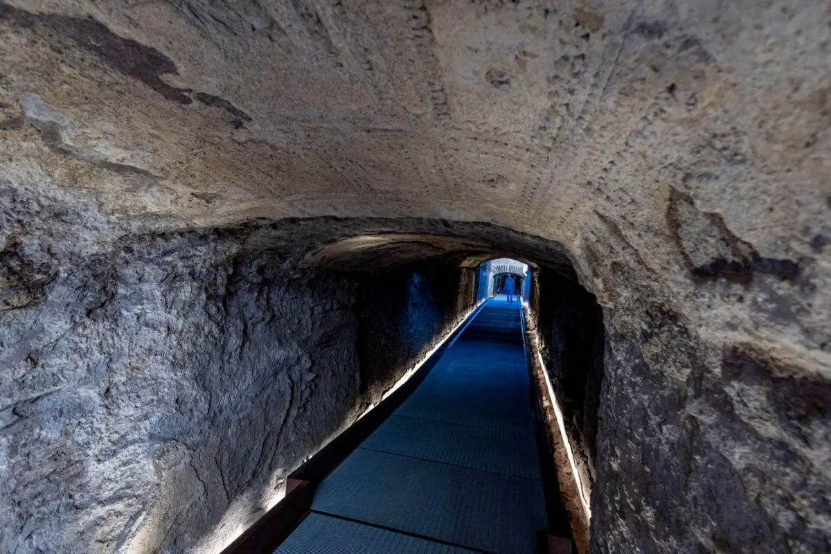 Imperadores usavam passagem para chegarem aos camarotes longe do olhar do público