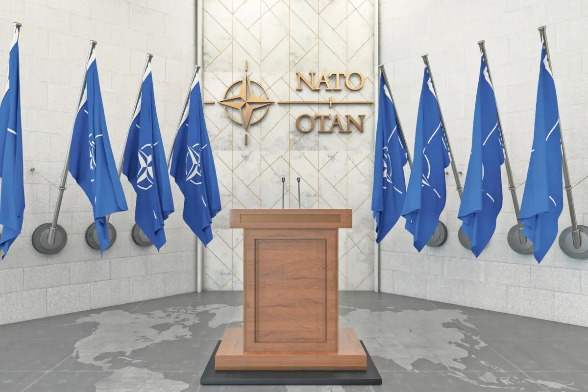 Pen entregue na Embaixada Russa poderá conter dados secretos da NATO