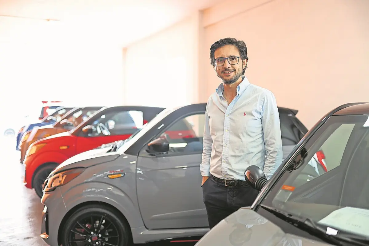 Marco Peixoto está no ramo dos microcarros há cerca de 20 anos nunca assistiu a tanta procura por parte dos jovens como agora. Abriu a "Microbox", em Braga, em 2015