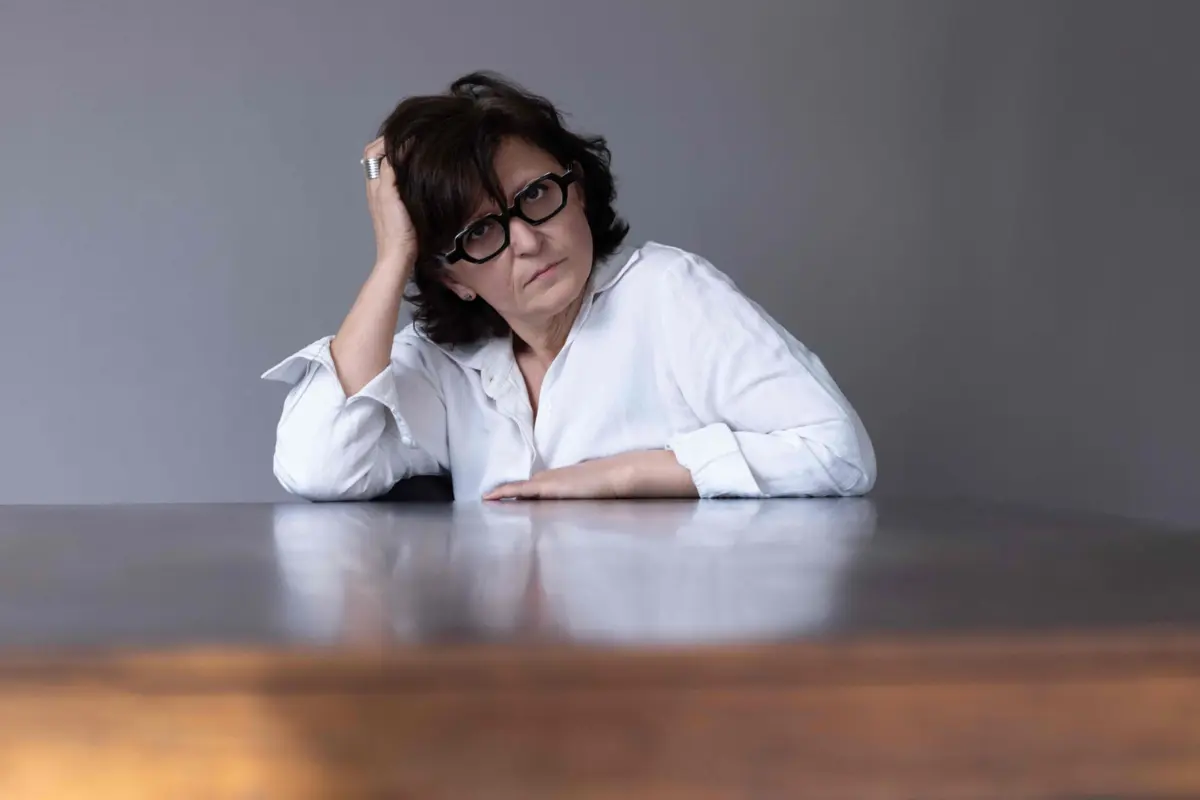 A realizadora iraniana Sepideh Farsi acusou Cannes de tratar a Ucrânia e a Palestina de forma diferente