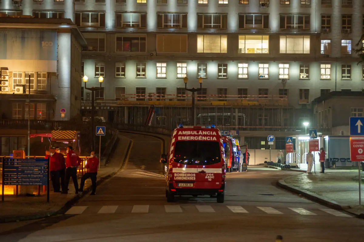 Imagem de contexto do artigo Hospital de Santa Maria sob pressão trava admissão de doentes