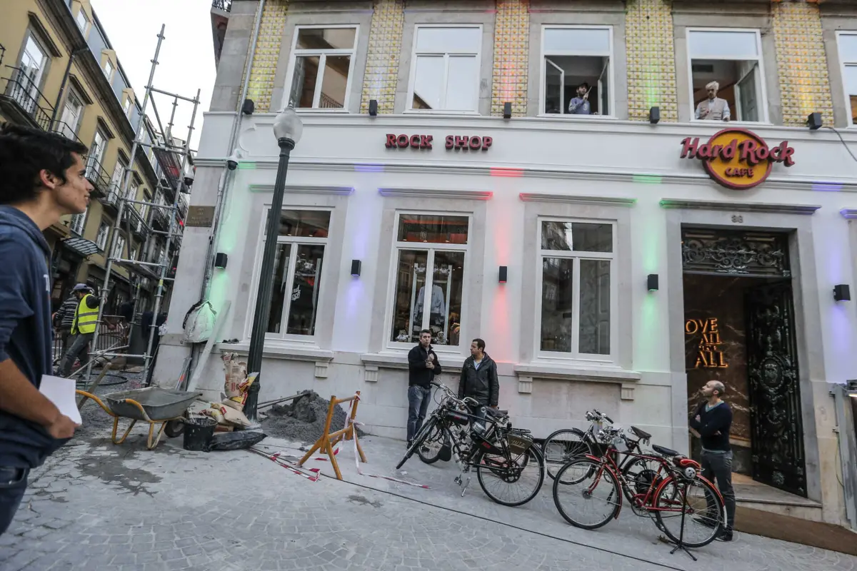 Imagem de contexto do artigo Hard Rock Café pede 1,7 milhões de euros à Metro do Porto por causa das obras da Linha Rosa