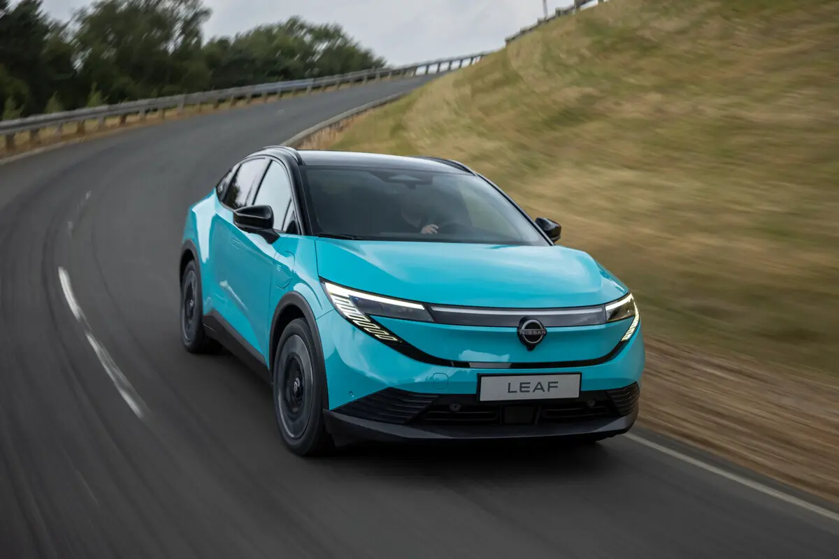 Encomendas para o novo Nissan Leaf começam no outono