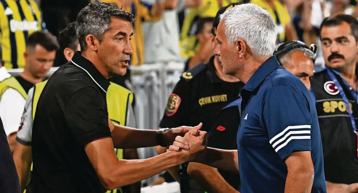 Bruno Lage e José Mourinho defrontam-se no Estádio da Luz