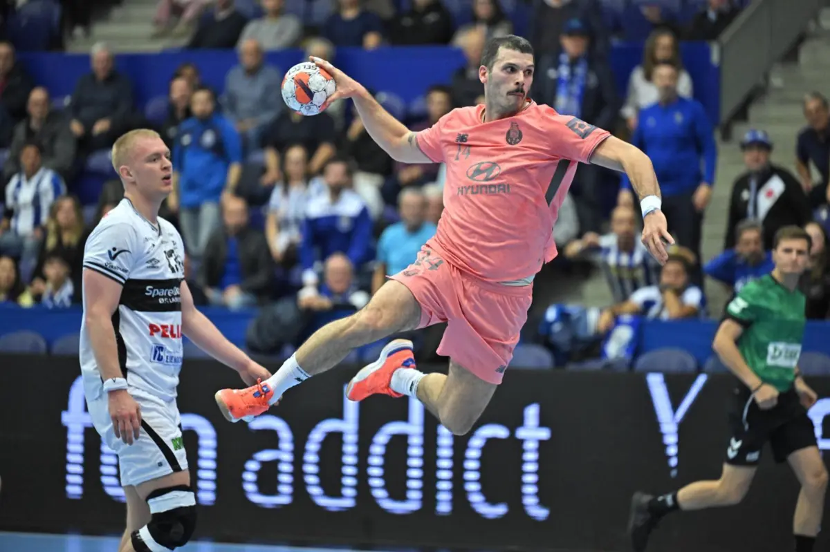 Rui Silva prepara-se para marcar pelo F. C. Porto