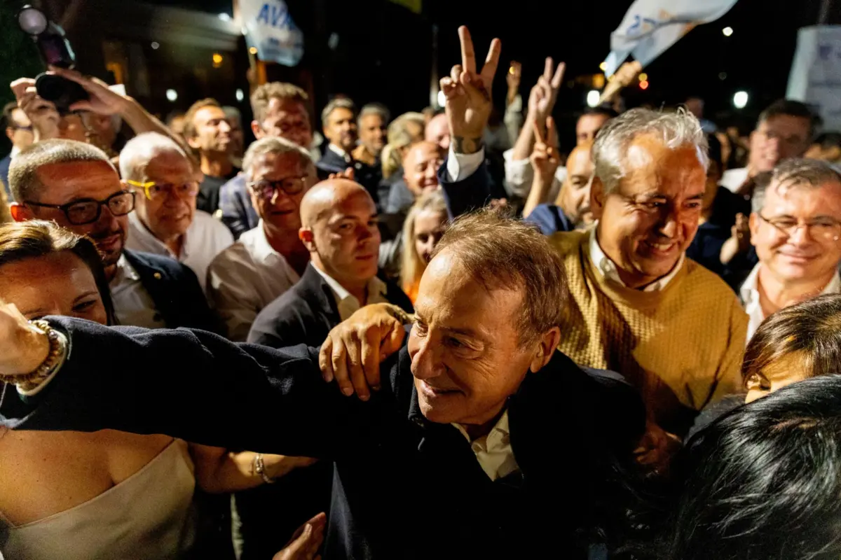 Menezes foi engolido pelos apoiantes e, chegado ao poder, quer conhecer o real estado das finanças do Município