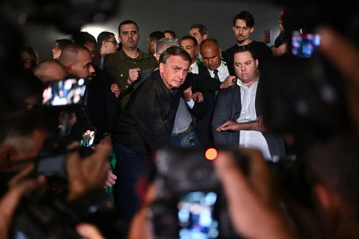 Discurso com apoiantes poderá ter violado medidas de coação