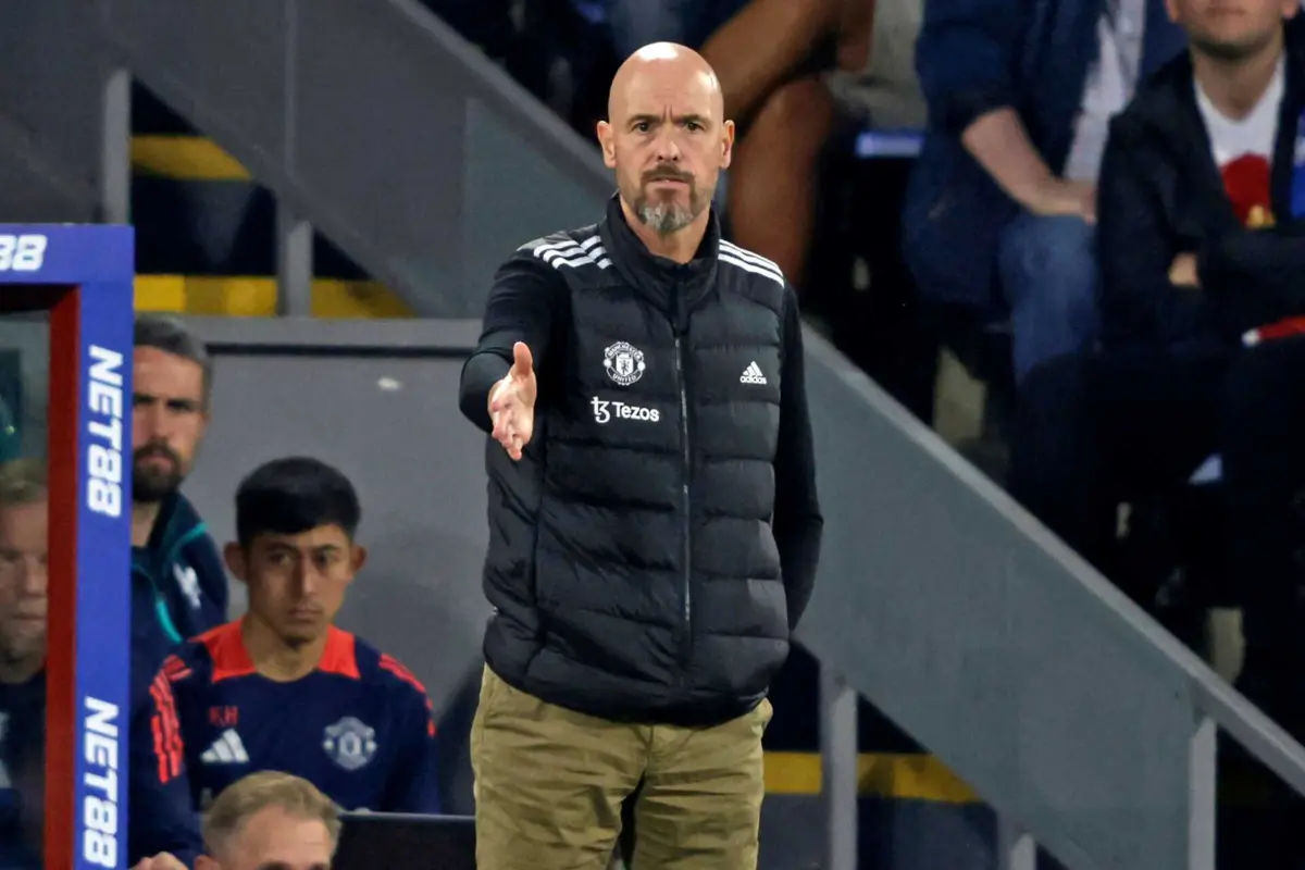 Ten Hag venceu dois trófeus ao serviço do Manchester United