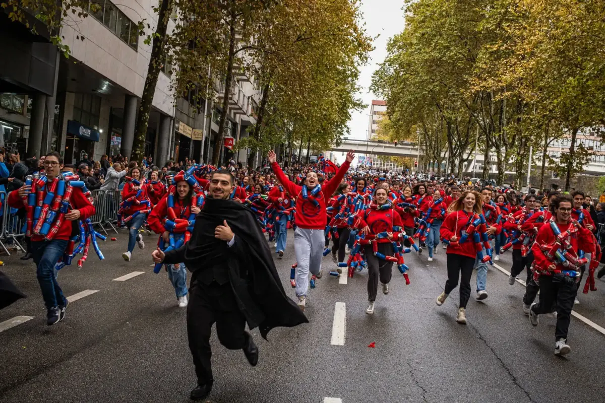 O problema não estará relacionado com o número de vagas disponibilizadas pelas instituições de ensino superior