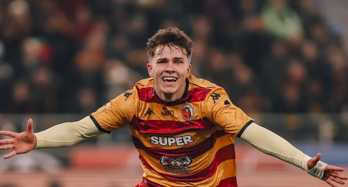 Oskar Pietwuszewski é internacional sub-21 pela Polónia