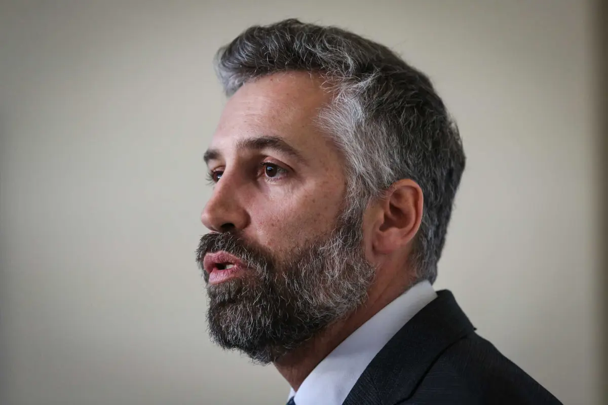 Pedro Nuno Santos é candidato à sucessão de António Costa na liderança socialista