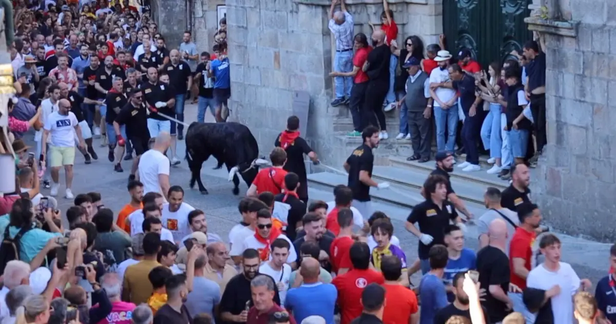 Esta é uma tradição secular associada às celebrações religiosas do Corpo de Deus