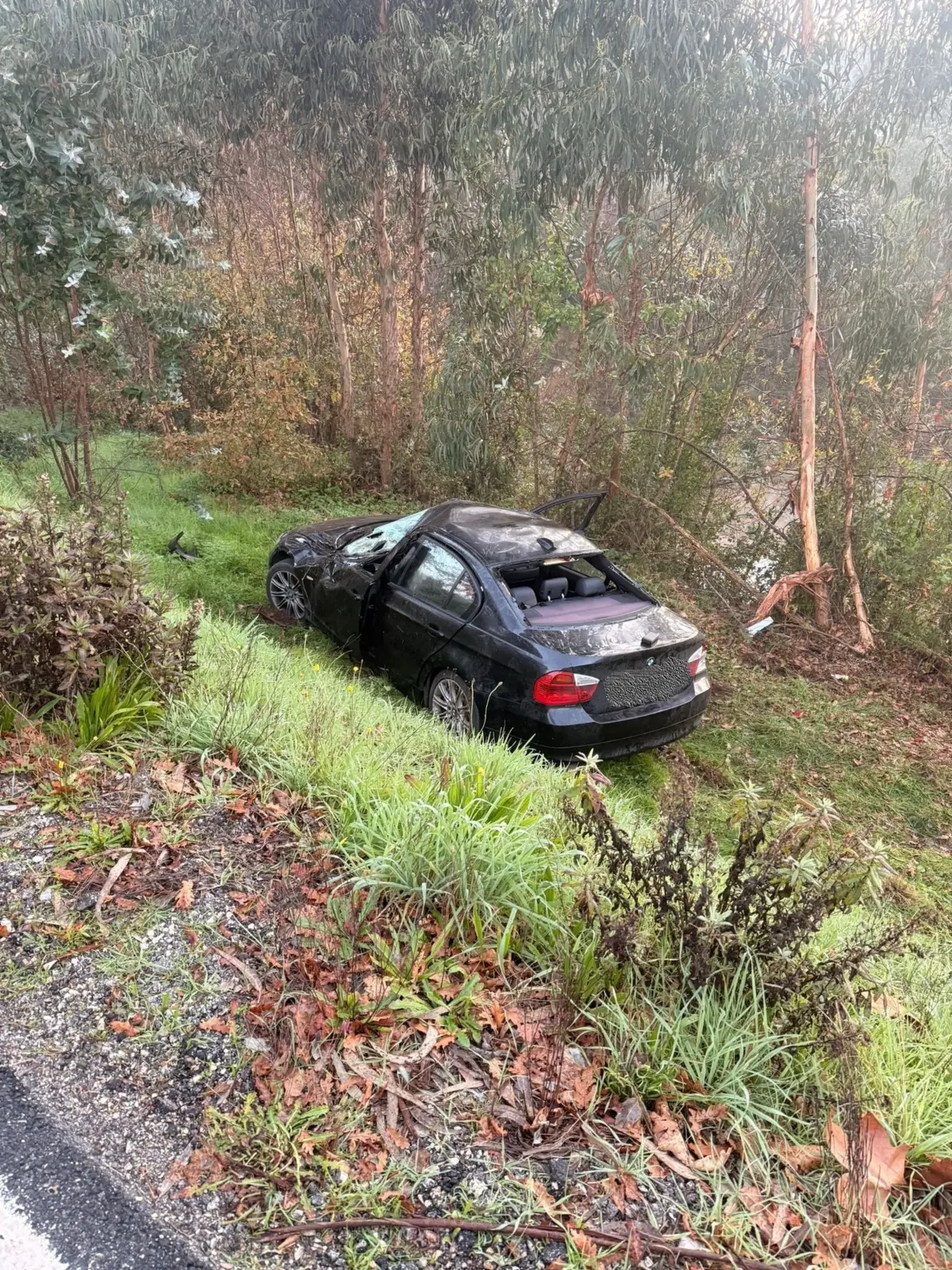 Carro despistado em Bolfiar