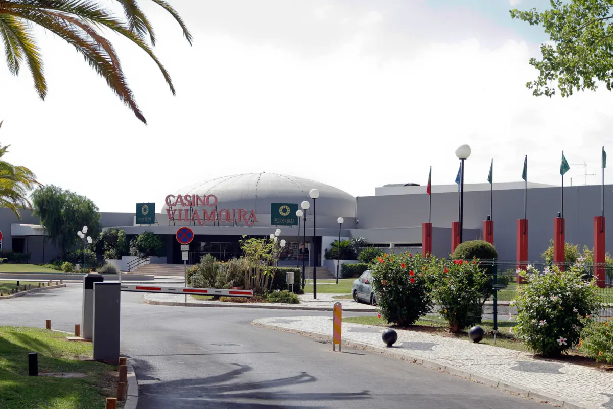 Vítima foi transferida para um hospital de Lisboa