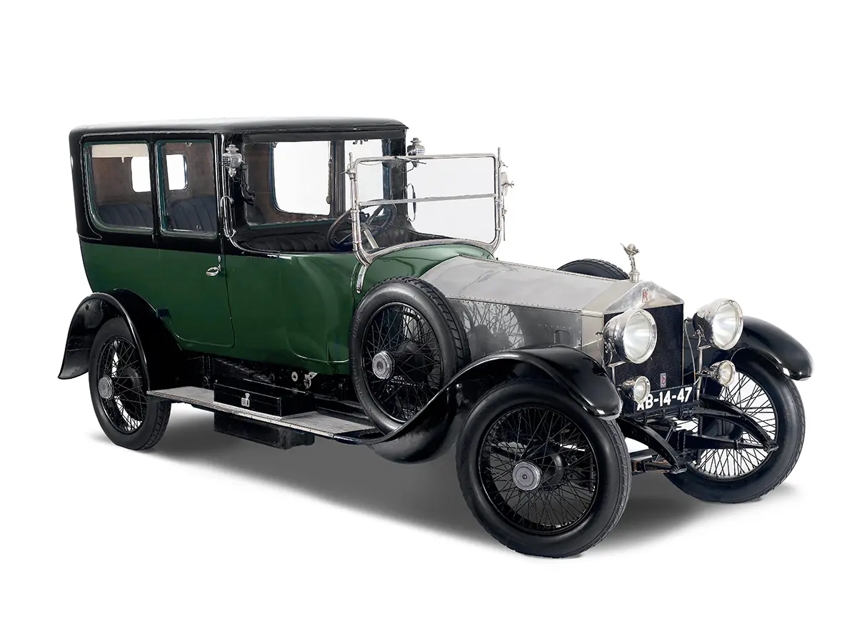 Carro regressava da Corrida dos Fundadores