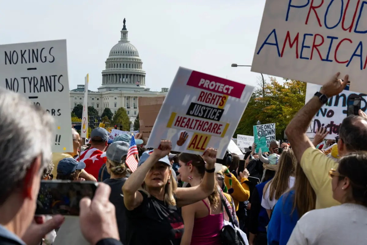 O protesto em Washington é um dos mais de 2500 convocados por todo o país