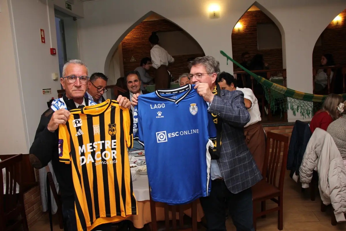Antigos jogadores de Feirense e Lourosa juntaram-se num jantar para reviverem dérbis de outrora e apelarem ao fair-play no play-off de acesso à Liga 2