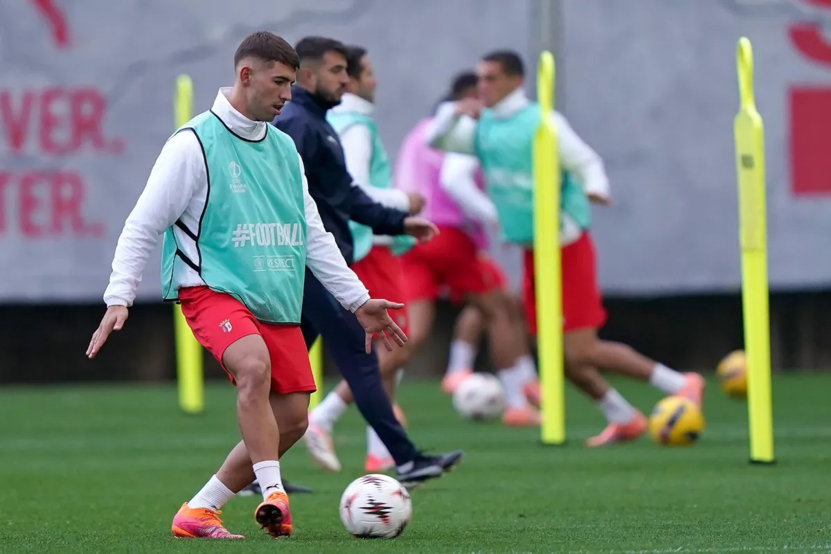 Braga a preparar duelo com o Genk