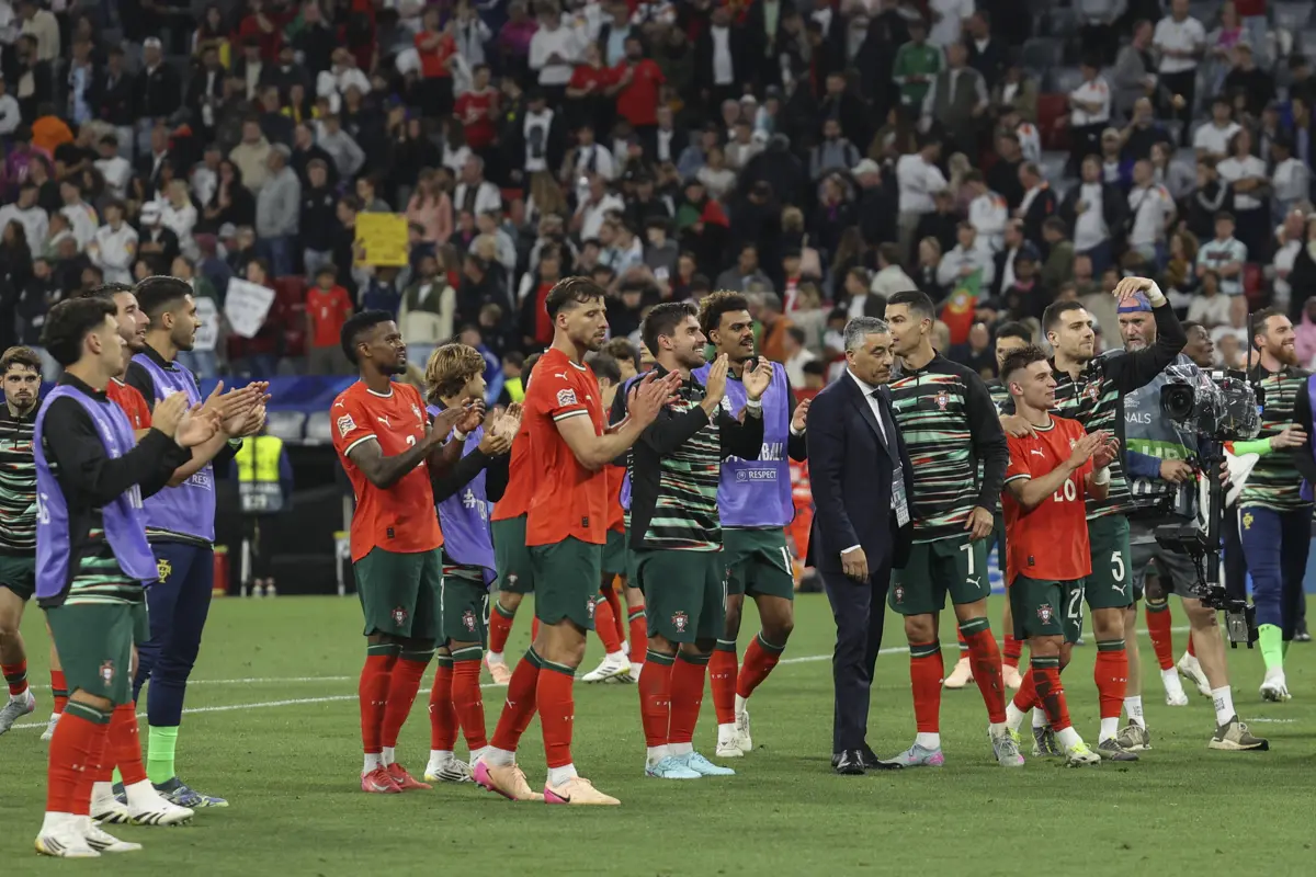 Portugal e Espanha defrontam-se no domingo, às 20 horas