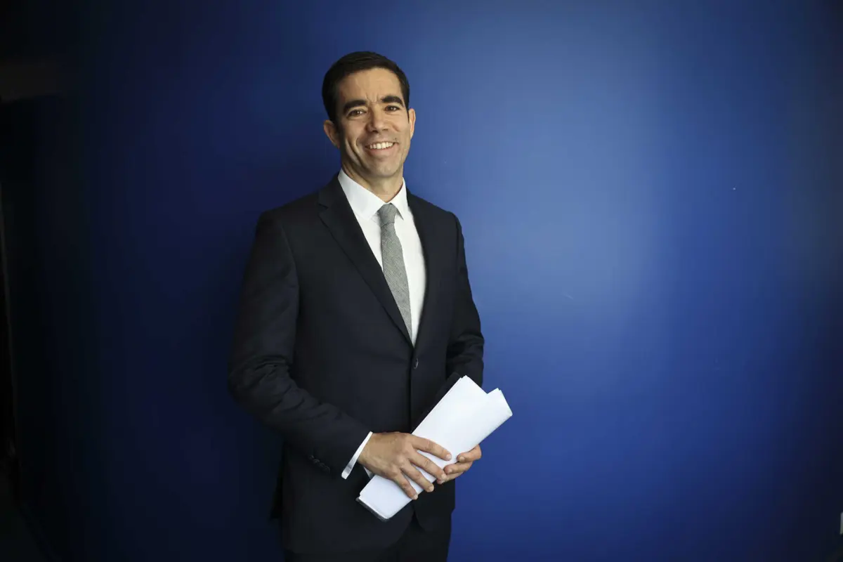 O ministro Leitão Amaro apresentou as medidas para a seca no Algarve